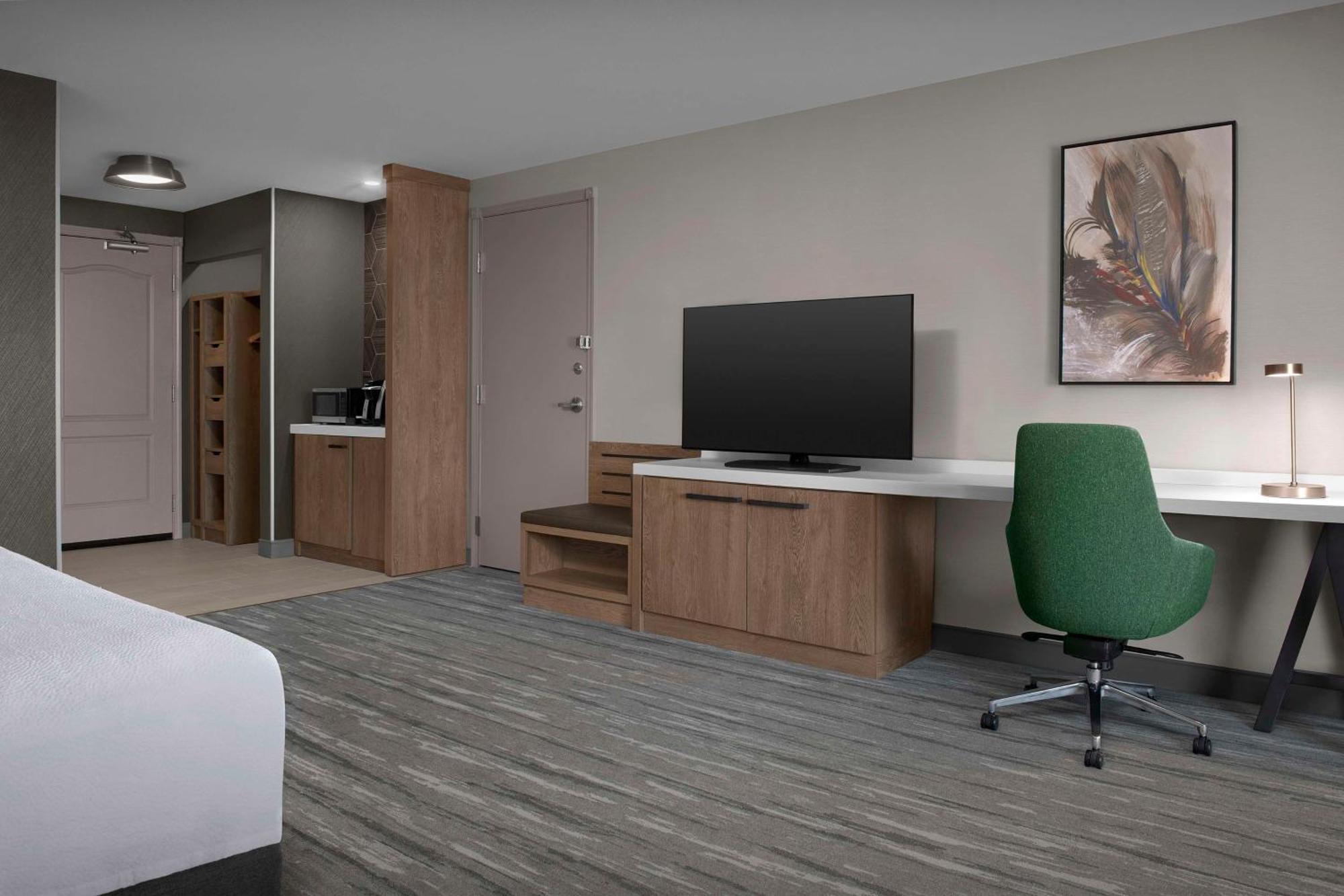 Hilton Garden Inn Каспер Экстерьер фото