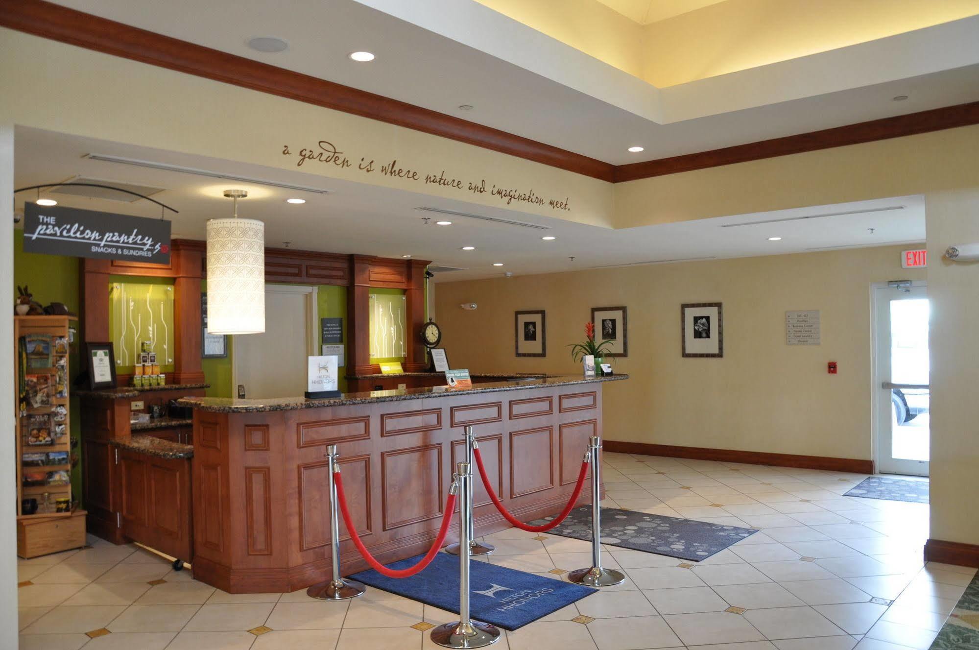 Hilton Garden Inn Каспер Экстерьер фото